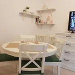Ultracentral Monadin 2 *