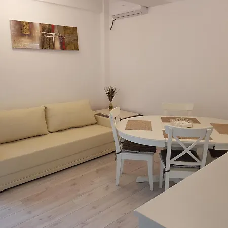 Ultracentral Monadin 2 Apartment