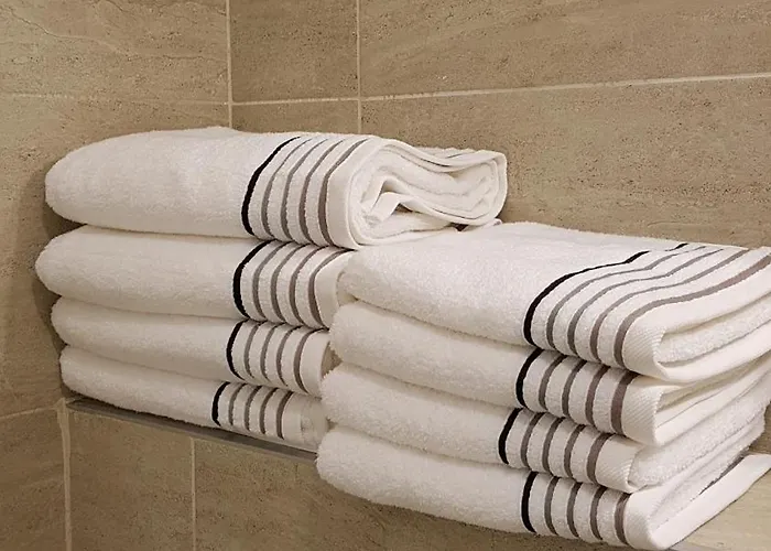 Ultracentral Monadin 2 アパート *