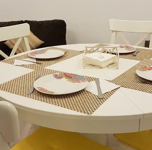 アパート Ultracentral Monadin 2 ブラショフ